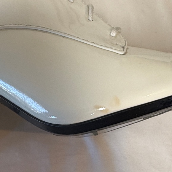 Calvin Klein Patent Leather White Lace-Up Boots Sz 9 - Picture 13 of 15